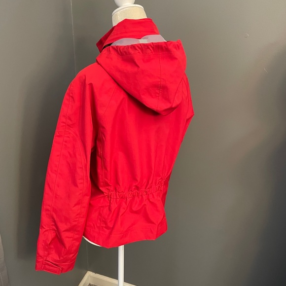 J. Crew Women’s Raincoat ☔️ - Picture 3 of 7